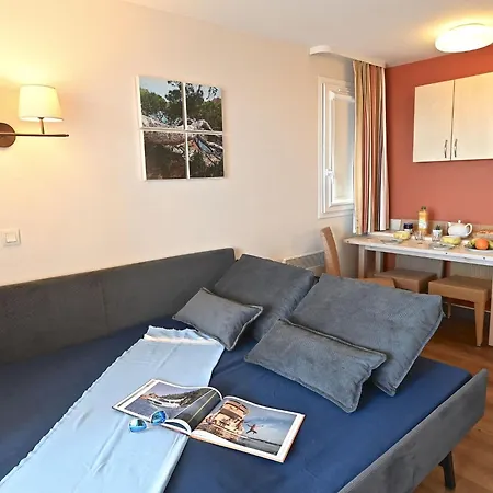 L'esquinade - P3 112 By Interhome