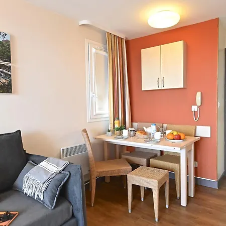 L'esquinade - P3 112 By Interhome